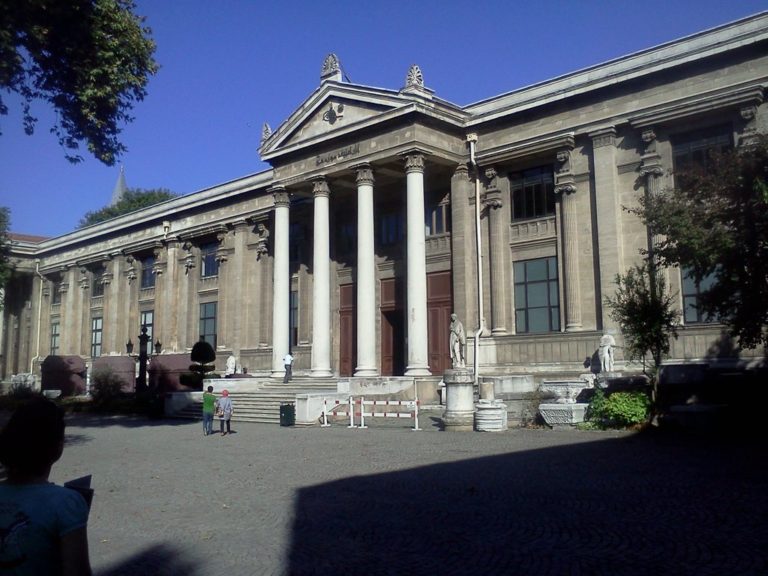 ?stanbul Arkeoloji Müzeleri Ana Bina